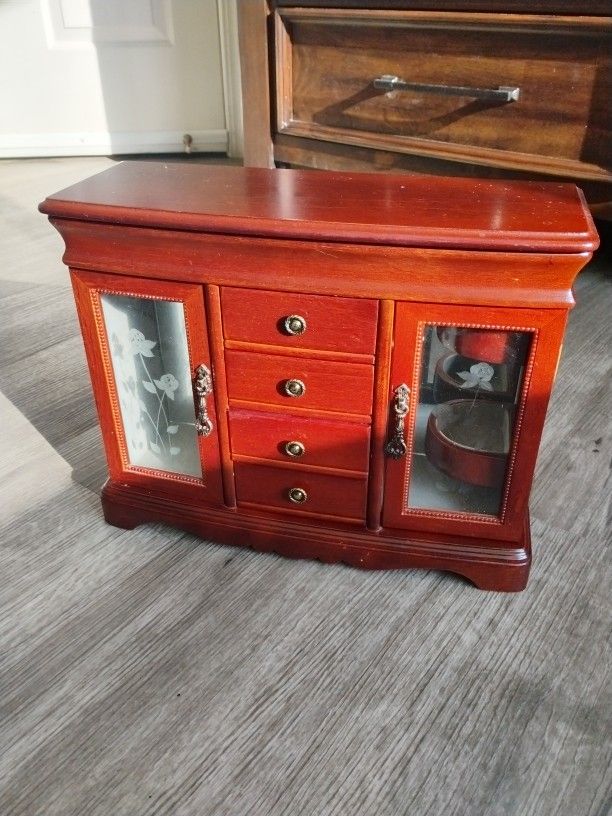 Wooden Jewelry Box 