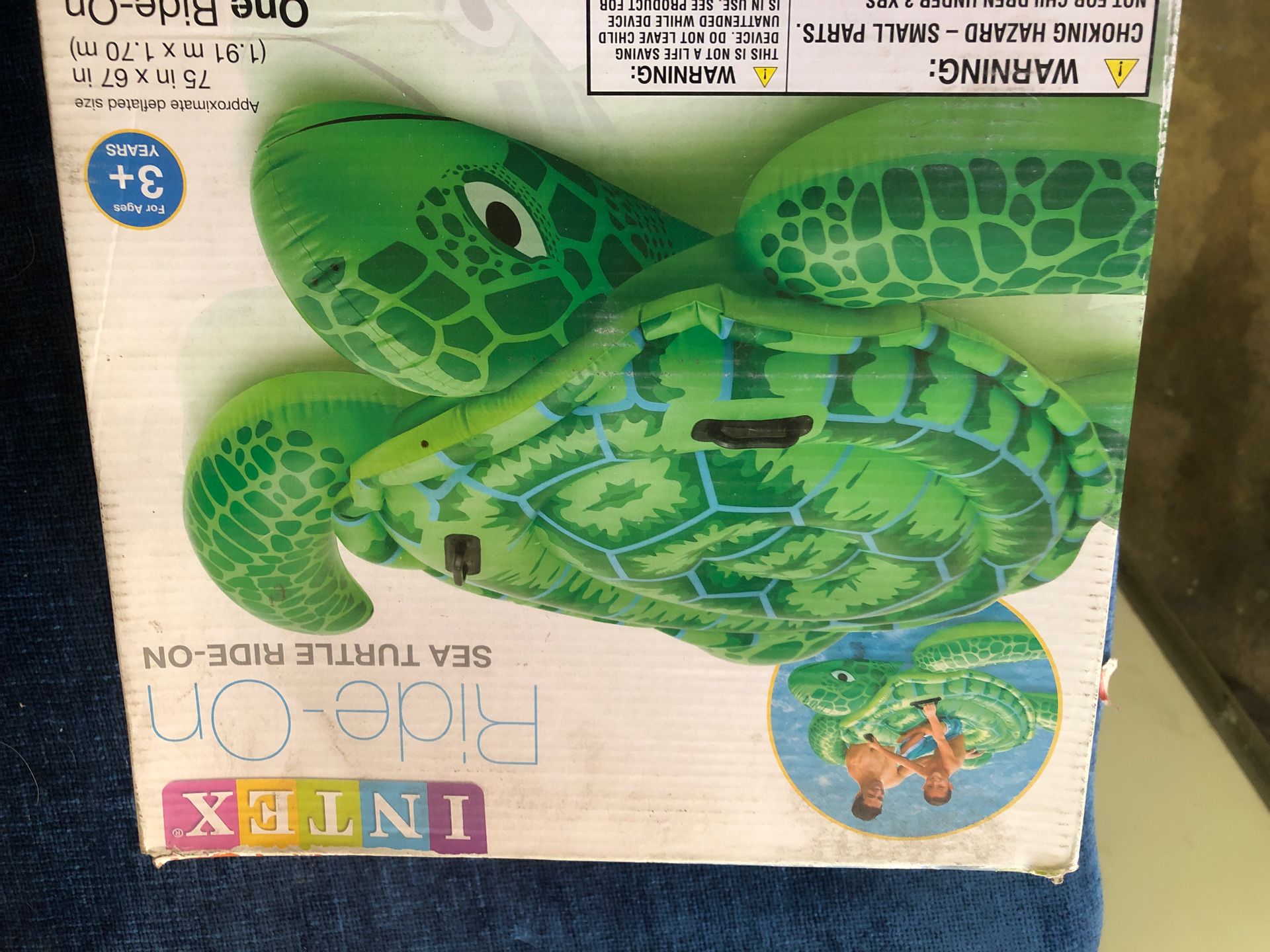 Inflatable floaty