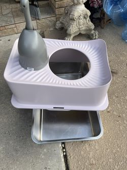 Brand New Kitty Litter Box 