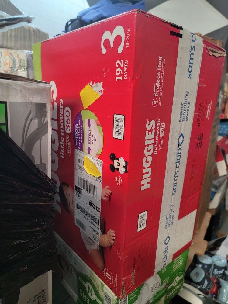 192 Count Huggies Little Movers HuggFit 360° Diapers, Size3