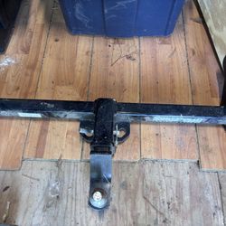 Tow receiver