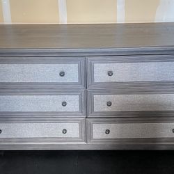 6 Drawer Dresser - 60”L x 17”W x 30”H