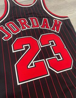72 Wins Bulls Michael Jordan Authentic Alternate Jersey by Mitchell & Ness 95-96