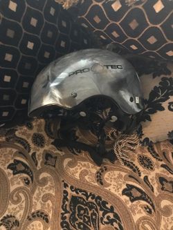 Volcom PRO•Tech BMX Helmet (barely used) Small for Kids