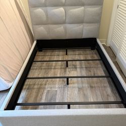 Queen Size Bed Frame For Sale 