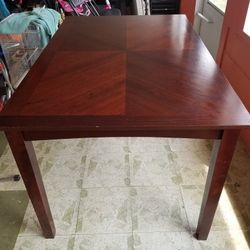 Diningroom Table
