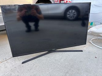 Samsung 43” TV