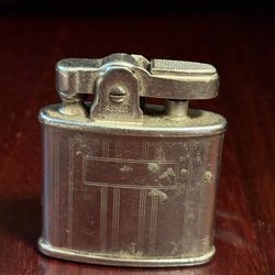 Vintage Ronson Art Deco Lighter
