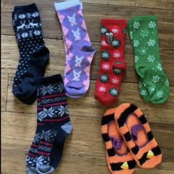 🧦🎃🎄 $3 each Holiday-Themed Decorative Socks – Halloween & Christmas & Easter 🎄🎃🧦