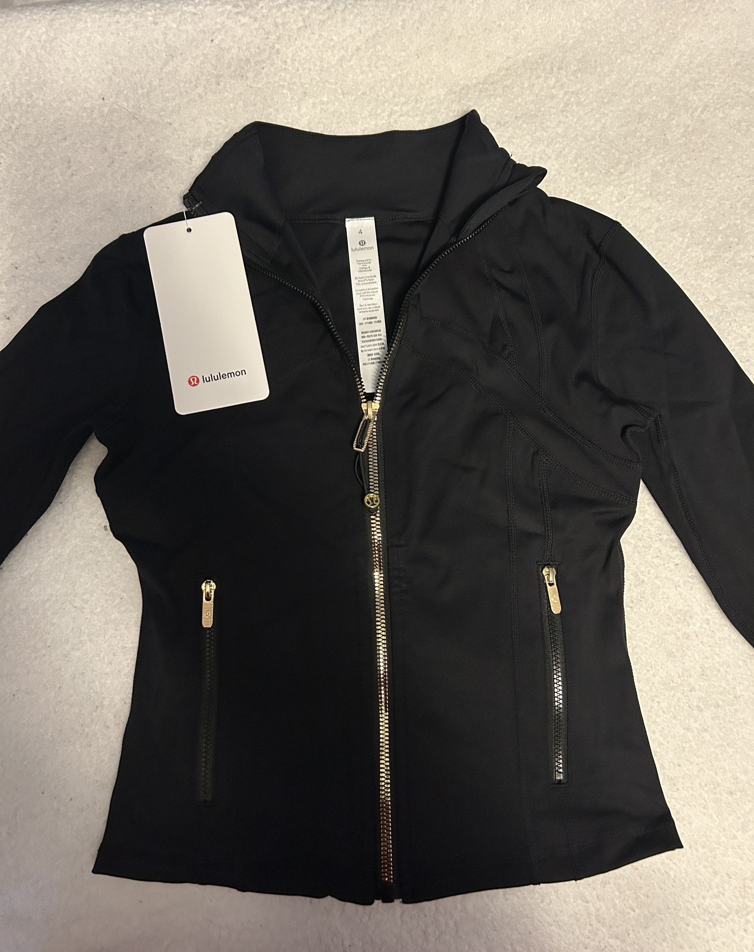 size 4 black lululemon matching set