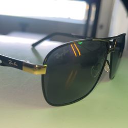 Ray Bans Sun Glasses 