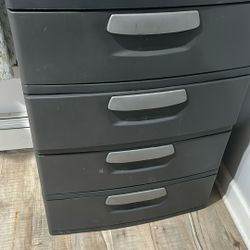 Strong Plastic Storage Box Excellent Conditions