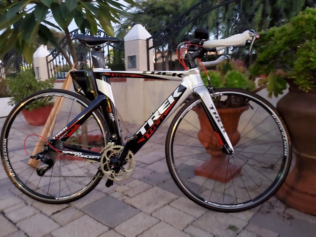 TREK SPEED CONCEPT Tri road bike !