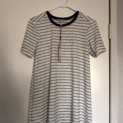 BCBG Casual Dress/Nightgown