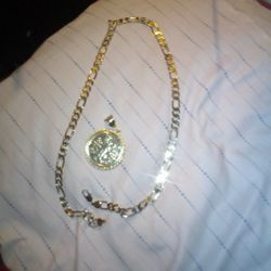 14k Gold 50 Peso Pendant Chain