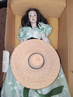 Gone with the Wind Scarlett O'Hara Porcelain Doll