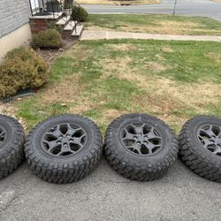 OEM JEEP Rims N tires 