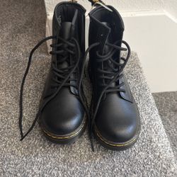 Doc Martens (kids)