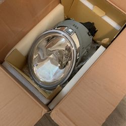 New 98-05 VW Beetle Headlamp