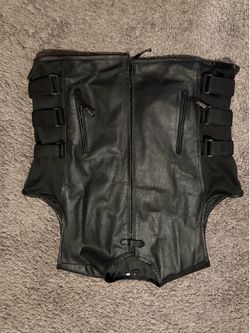 Motorcycle cut (vest)