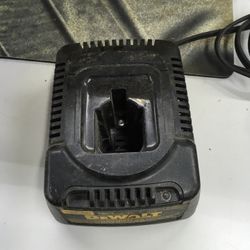 Dewalt 7-18 Volt Battery Charger