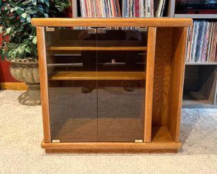 Solid Wood Oak Stereo / Entertainment Cabinet