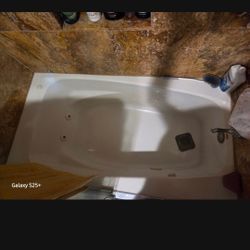 Bathroom Jacuzzi Tub