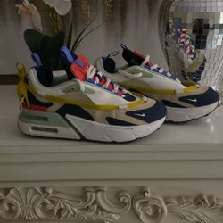 Nike 