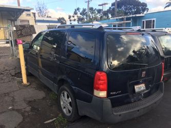 Saturn 2005 6 cil$$900$$$....