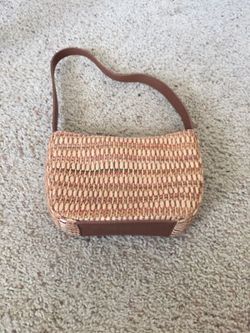 Ladies small Fossil straw summer purse