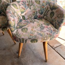 World market chairs  set