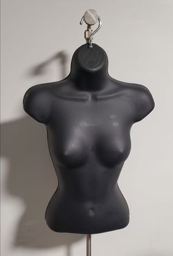 Female Upper Torso Mannequin