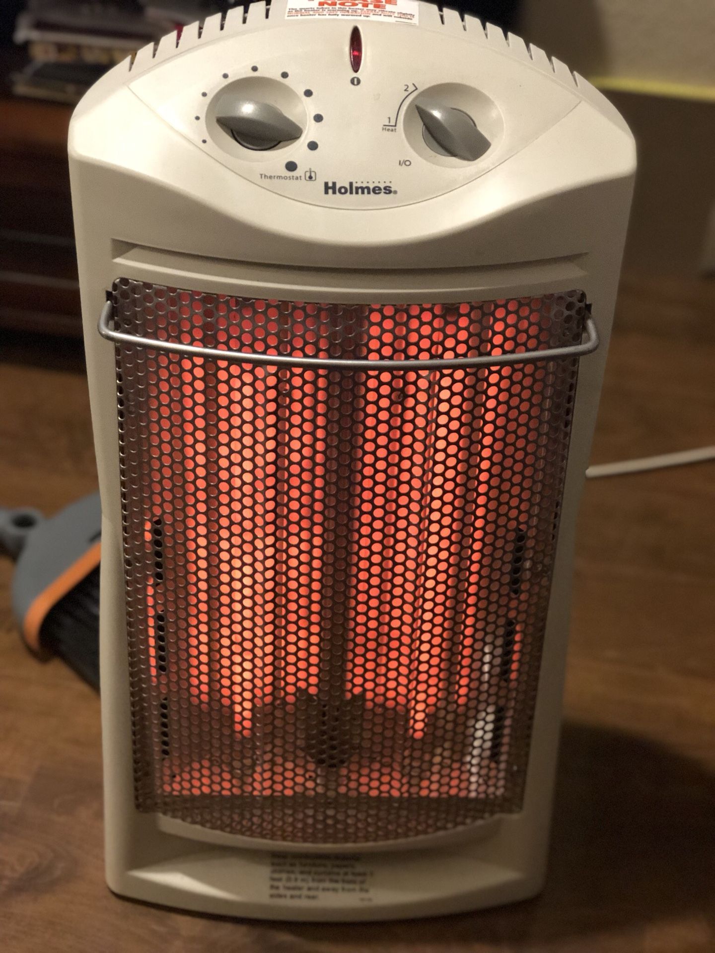 Holmes Quartz Tower Heater