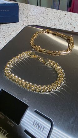 14k gold filled Figaro bracelet holiday sale