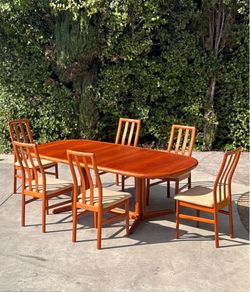 Mid Century Danish Teak 9-Piece Dining Set (Extending Table + 6 Chairs)