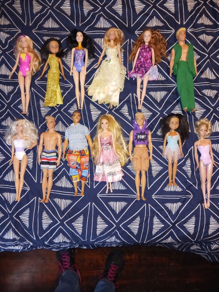 13 Mattel dolls 2000's made in Indonesia LOT #2