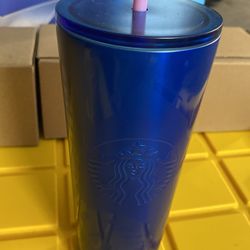 Starbucks Summer 2021 Blue Metal 24oz tumbler W/ Pink Straw