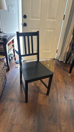 Desk chair