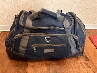 SwissTech Navy Blue Duffel Bag