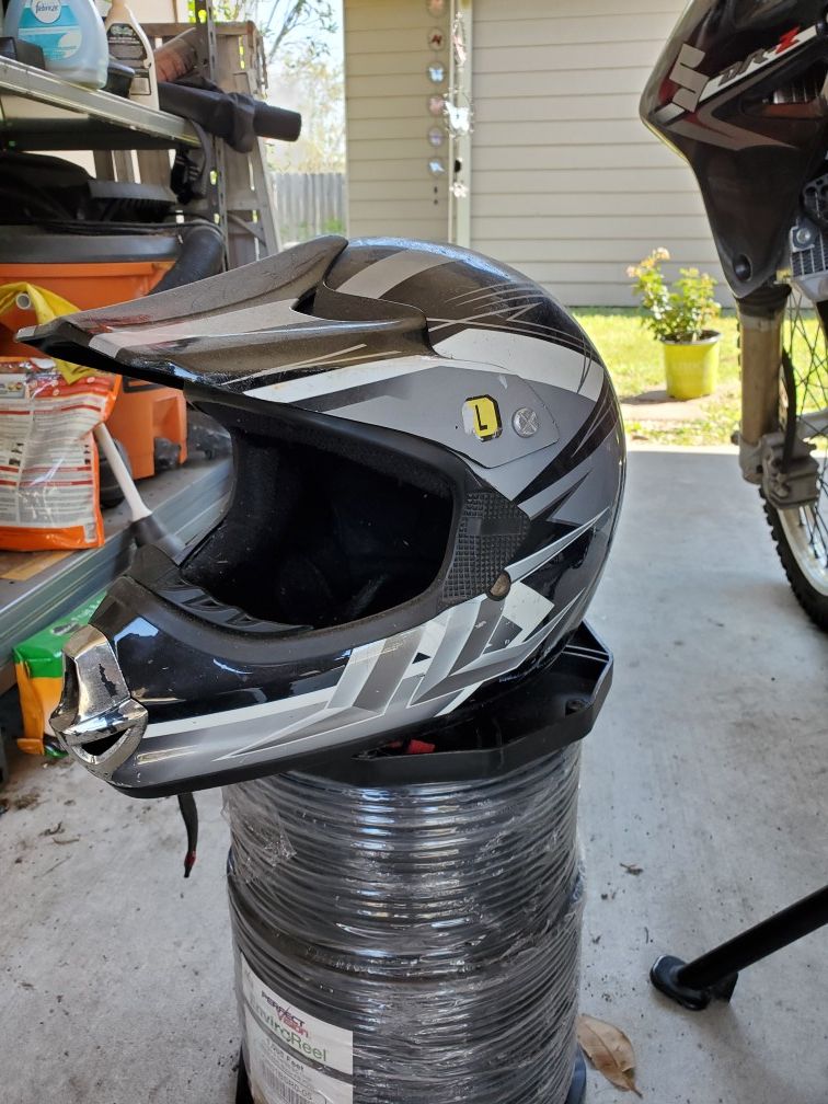 Dirtbike helmet