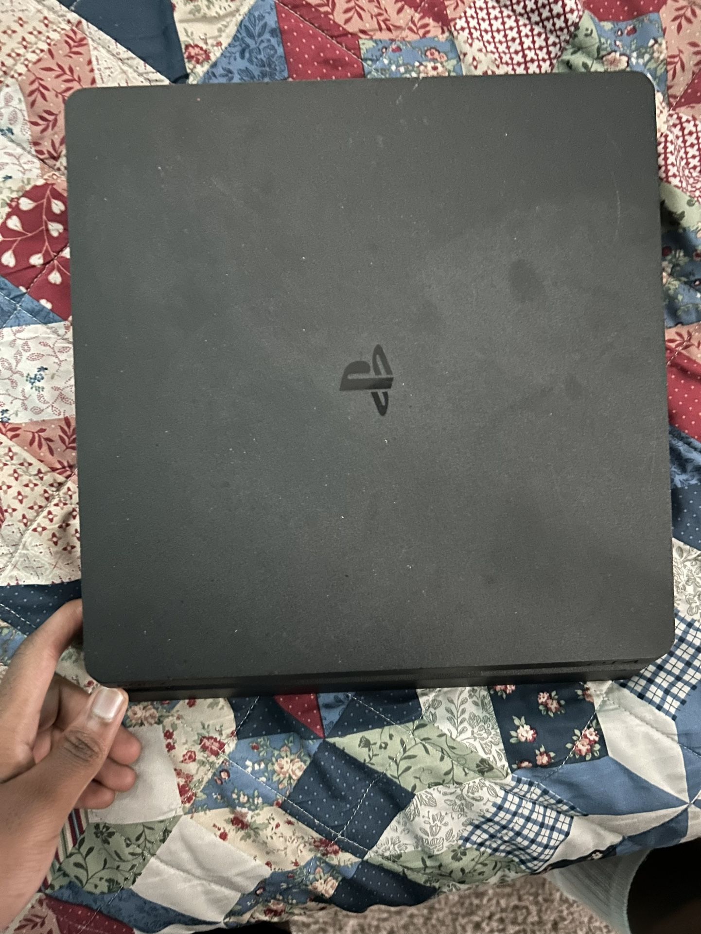 Playstation 4 Slim Console