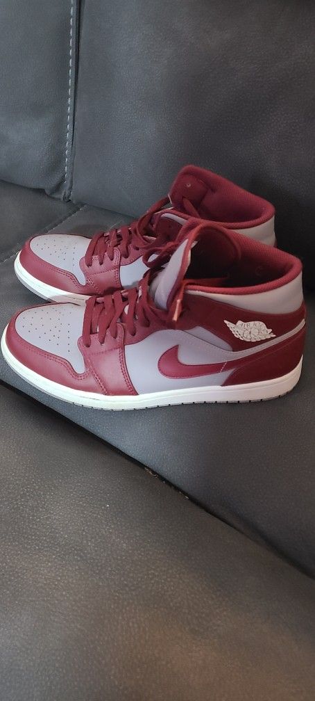 Size 10.5 - Jordan 1 Cherrywood Red Grey White Leather (DQ8426-615)