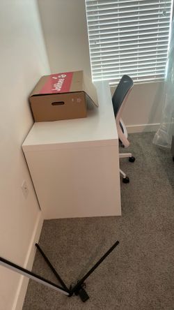 Office table
