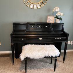 Wulitzer Piano 