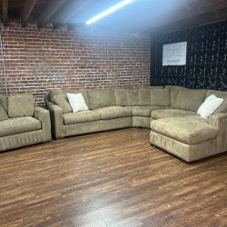 Delivery Available Brown Crate & Barrel U-shaped sectional sofa w chair