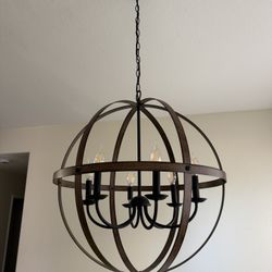 Chandelier 