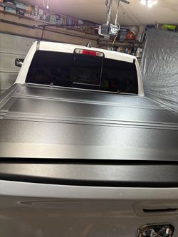5.7ft Retractable Truck Bed Tonneau Cover