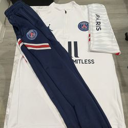 PSG TRACKSUIT size XS/S
