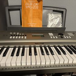 Yamaha Keyboard 