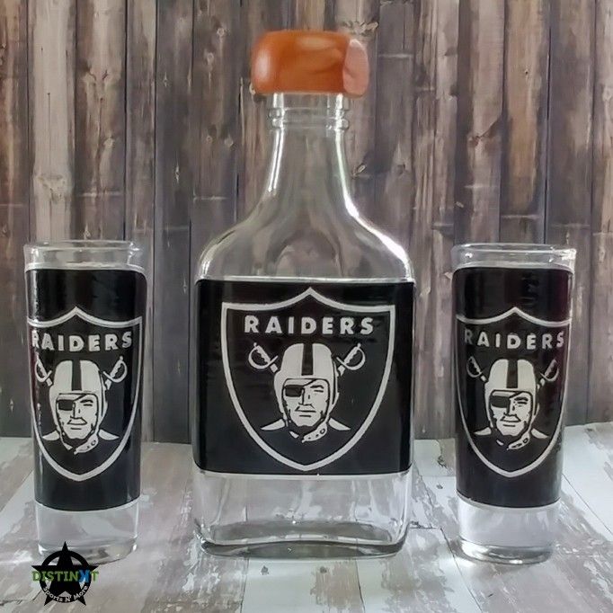 Las Vegas Raiders Shot Glass Set